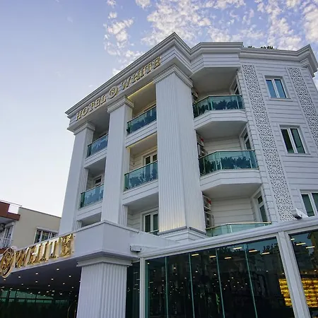 S White Hotel 3*