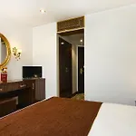 Otel S White